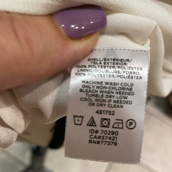 Ann Taylor Adjustable Tie Neck Flowy Ivory Sleeveless Oversized Top Size XS-Med - Picture 7 of 14